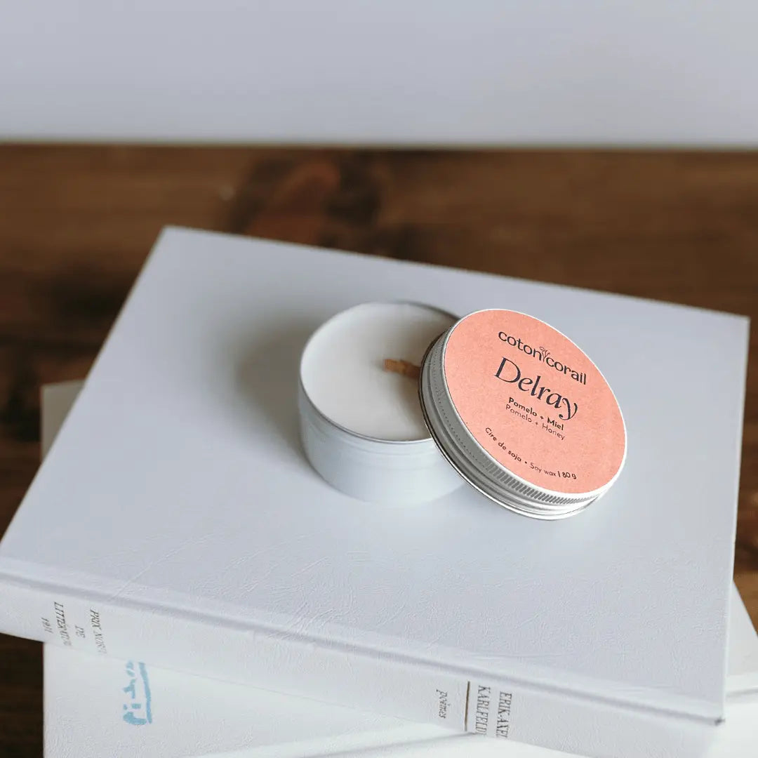 Voyage - Delray | Pomelo + Miel Coton Corail Bougie Parfumée - Fait au québec