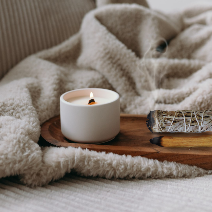 Bougie Balie - Coton Corail - Palo Santo - Sauge - Santal - Fait à montréal - Cire de coco