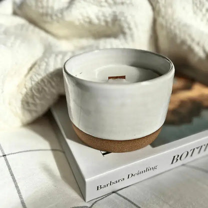 Bougie - Montréal | Gin + Épinette Coton Corail Bougie Parfumée - Fait au québec