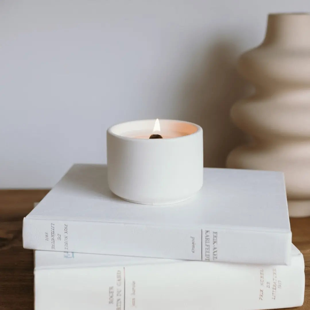 Bougie - Sicile | Bergamote + Ambre gris Coton Corail Bougie Parfumée - Fait au québec