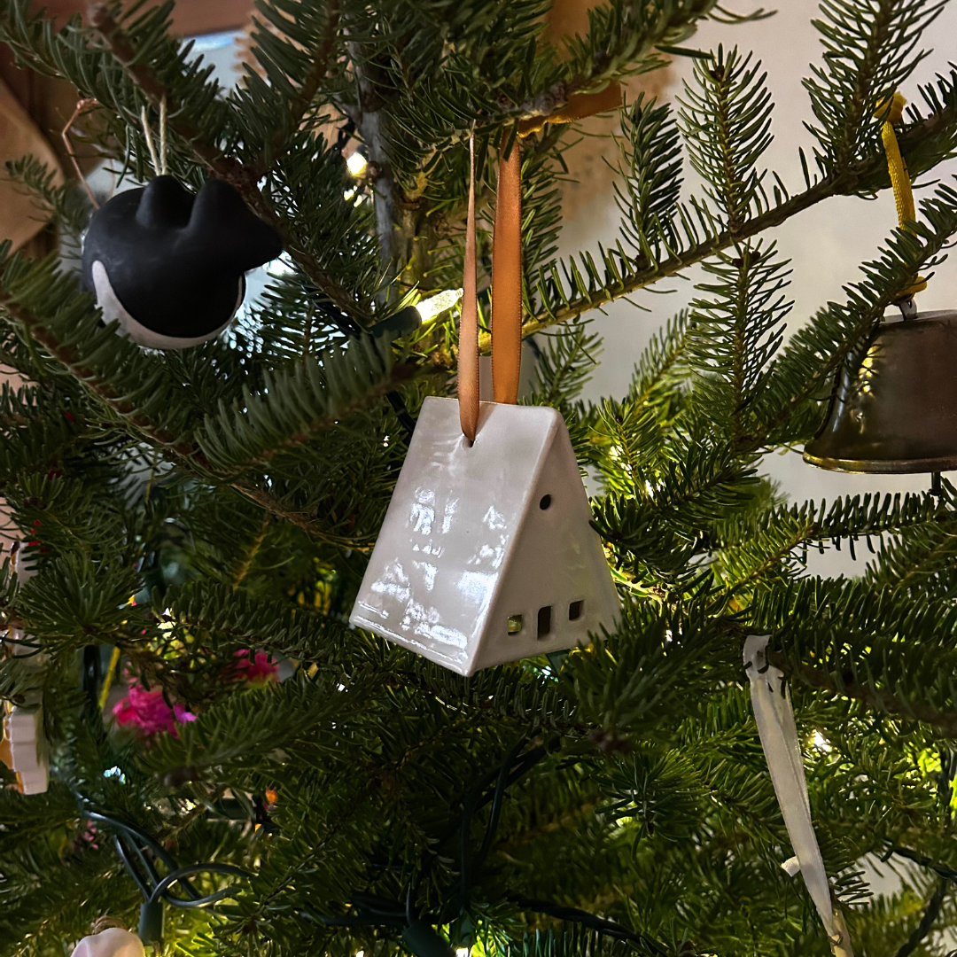 Ornement en ceramique fait main au quebec 1