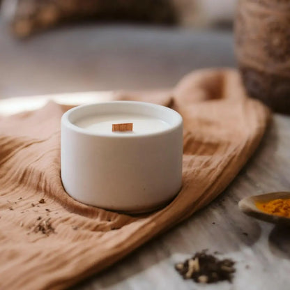 Bougie - Bengal | Safran + Thé blanc Coton Corail Bougie Parfumée - Fait au québec