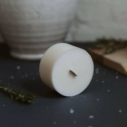 Recharge - Calanques | Romarin + Sel de mer Coton Corail Bougie Parfumée - Fait au québec